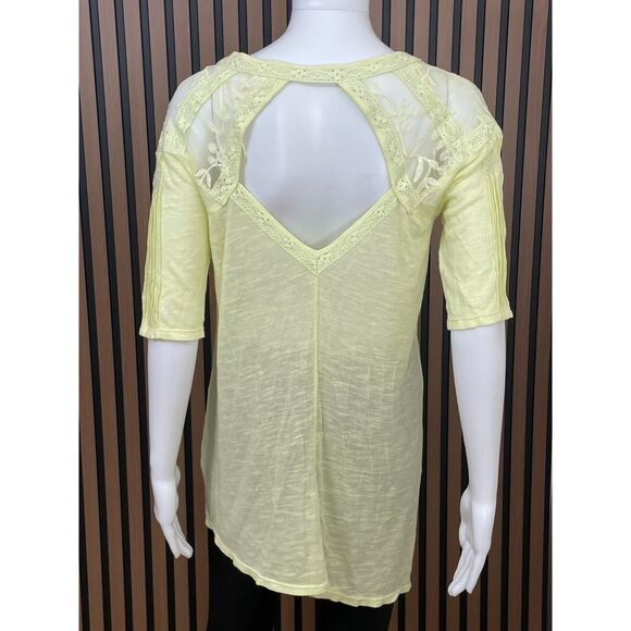 Free People Women's S Green Blouse Top Rayon Tunic Semi-Sheer Asymmetrical Hem - Picture 2 of 9